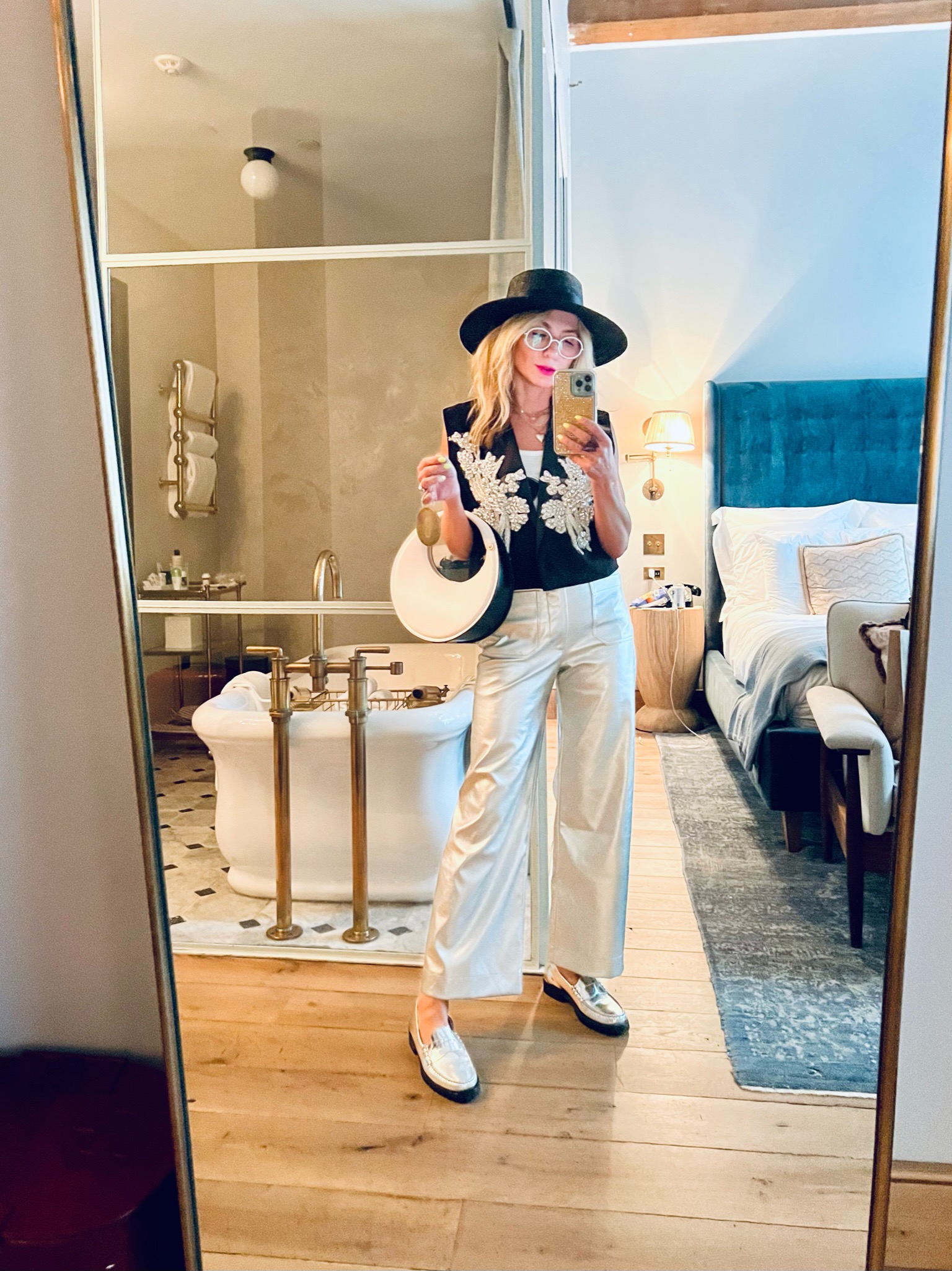 Styling Tips for Moms: From Daily Dressing to Date Night - look 3