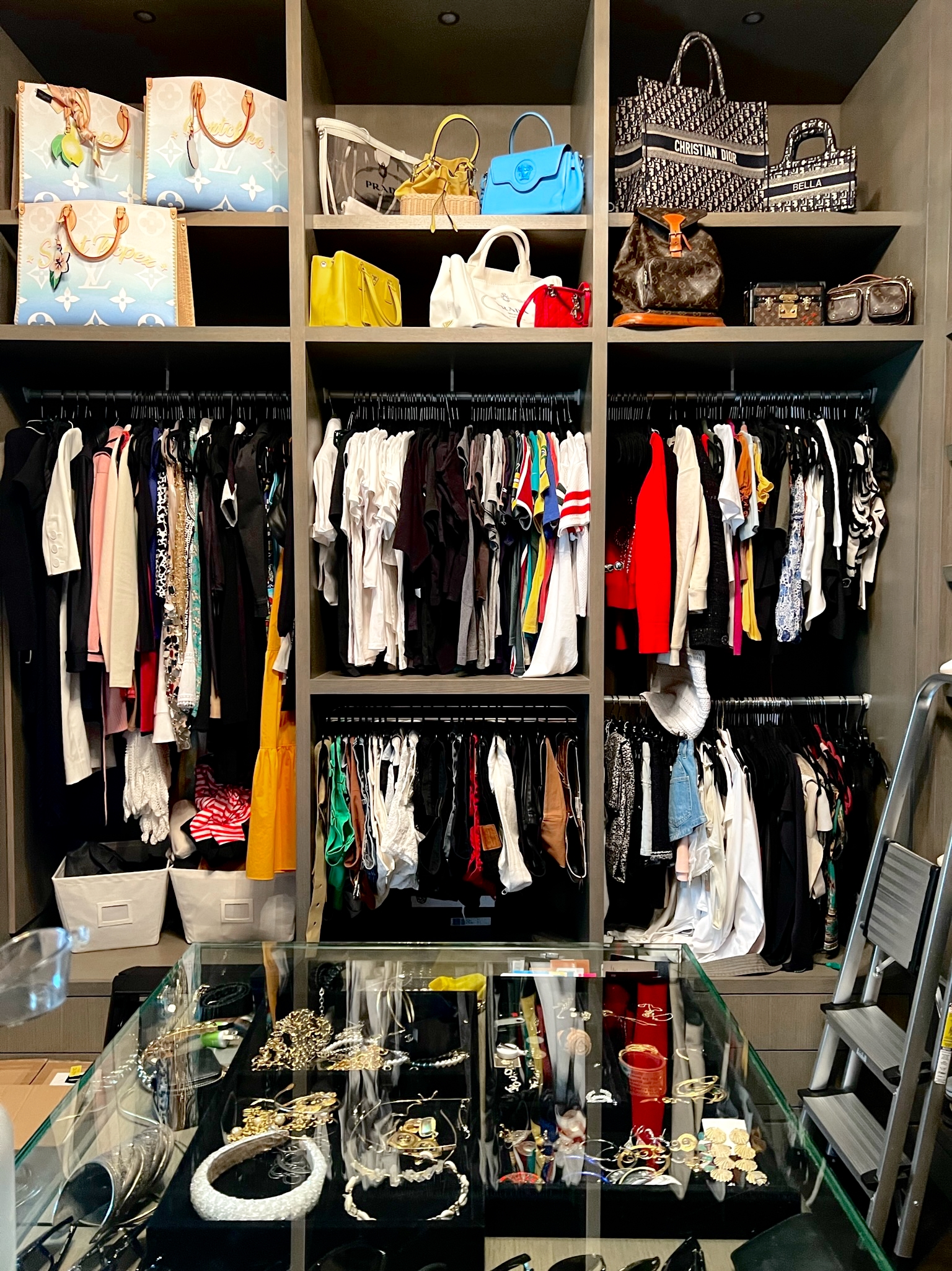 Shop + Clean Your Closet Guide - look 7