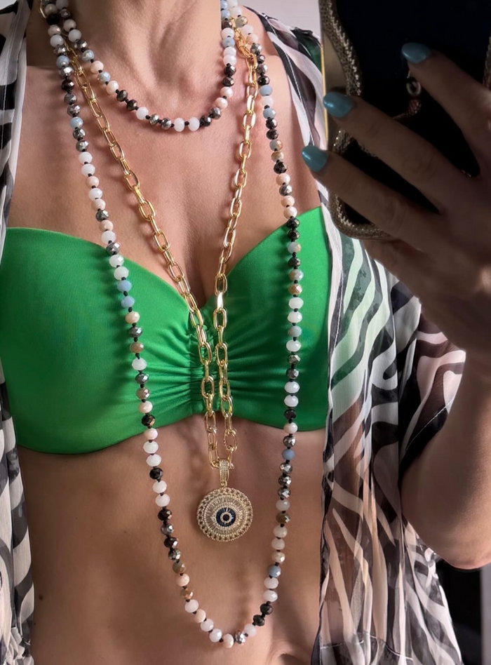 Queens Stack Beads- Here's How - look 2